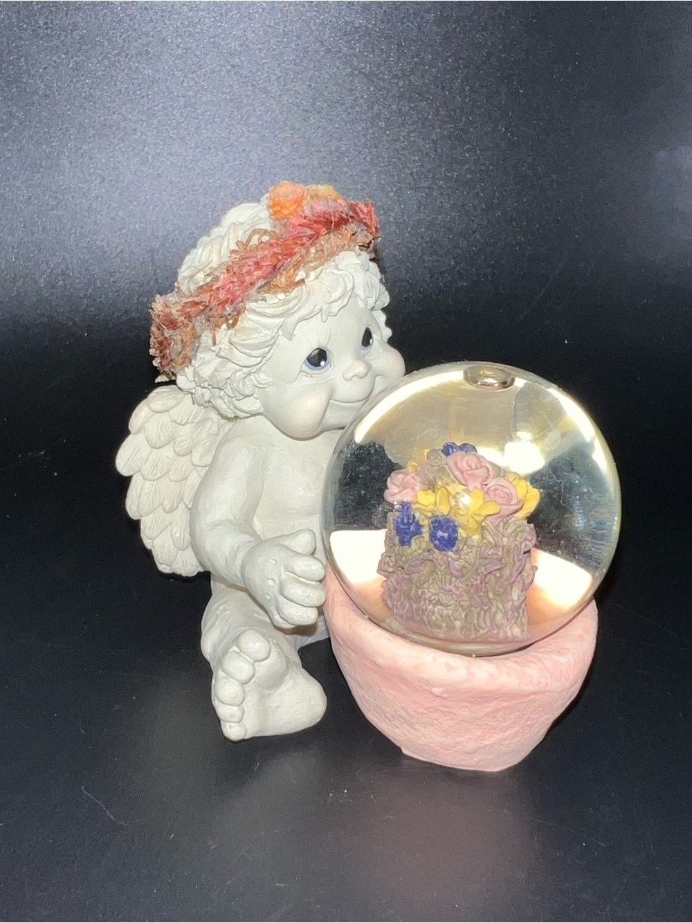 Dreamsicles Cherub Angel Water Globe